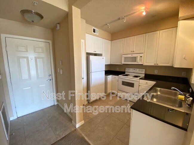 Building Photo - 8539 Gate Pkwy W