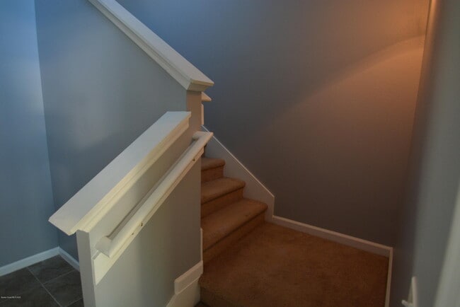 Building Photo - 2765 Revolution St