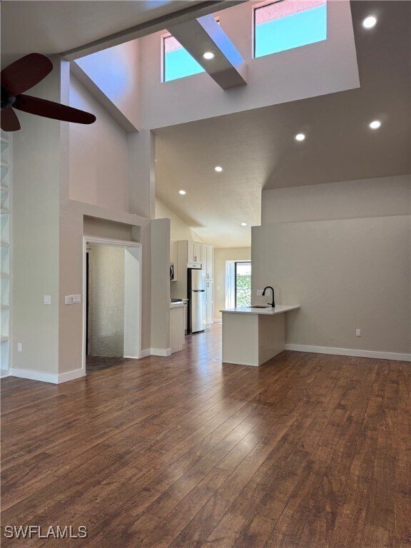Foto del edificio - 5463 Harbour Castle Dr