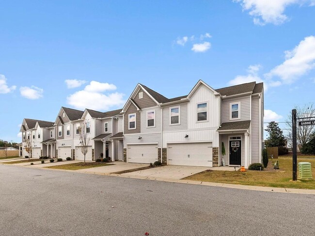 Building Photo - 4 Sabine Leaf Ct