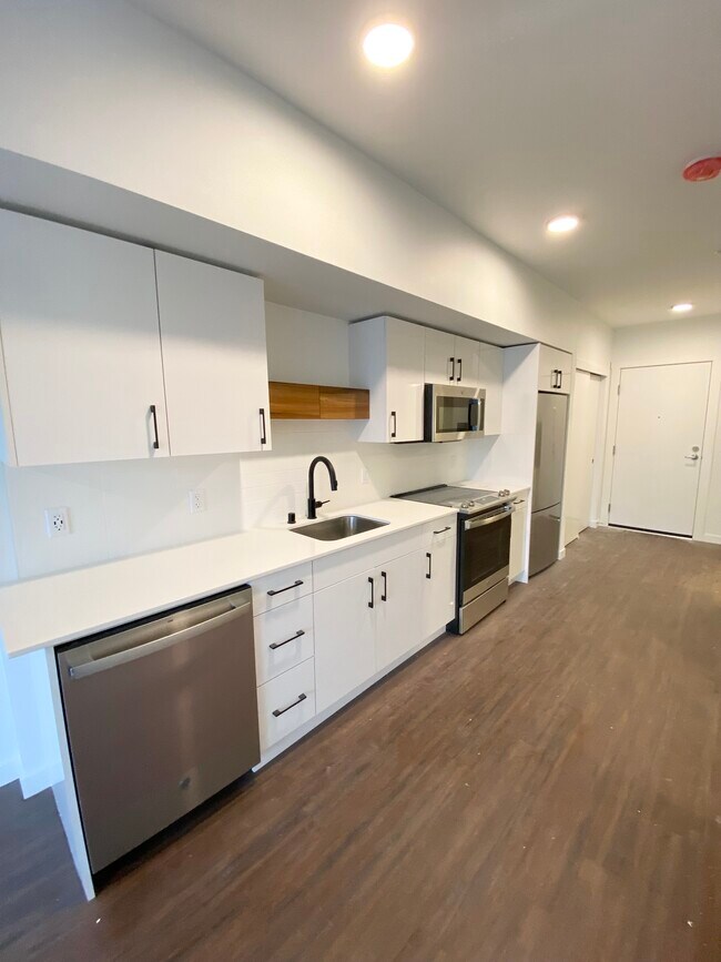 Spur Apartments 4600 Union Bay Pl NE Seattle, WA Apartments for