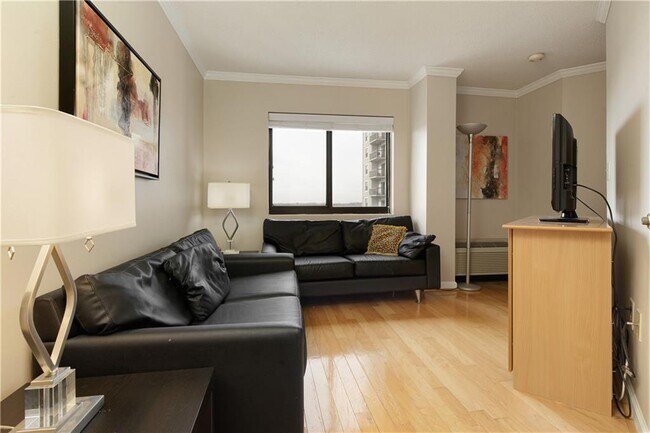 Foto del edificio - 795 Hammond Dr