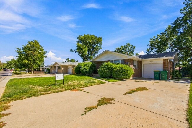 Photo - 1610 S Allison St House