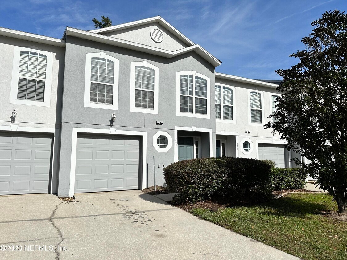 Foto principal - 799 Bent Baum Rd