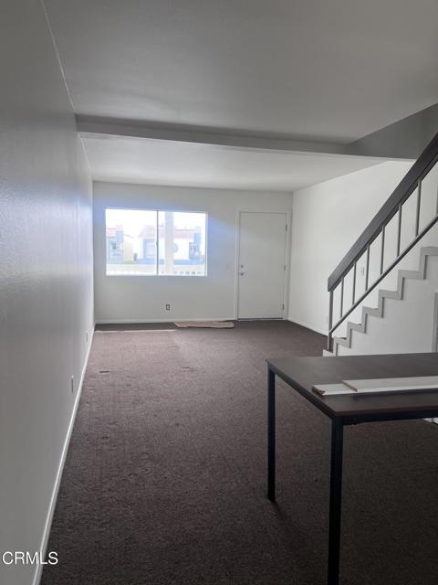 Foto del edificio - 233 S Ventura Rd