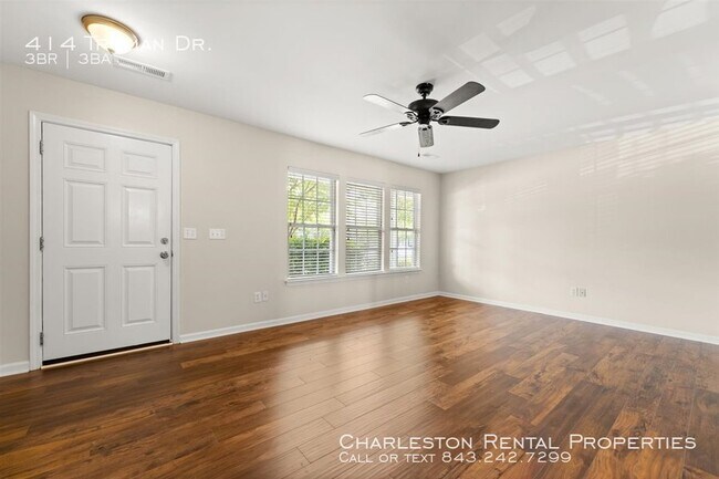 Foto del edificio - 414 Truman Dr
