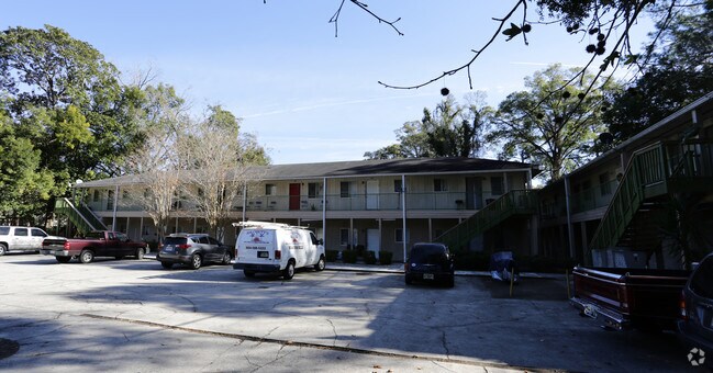 Kingsbury Apartaments - Villas on the Hill 1131 & 1137