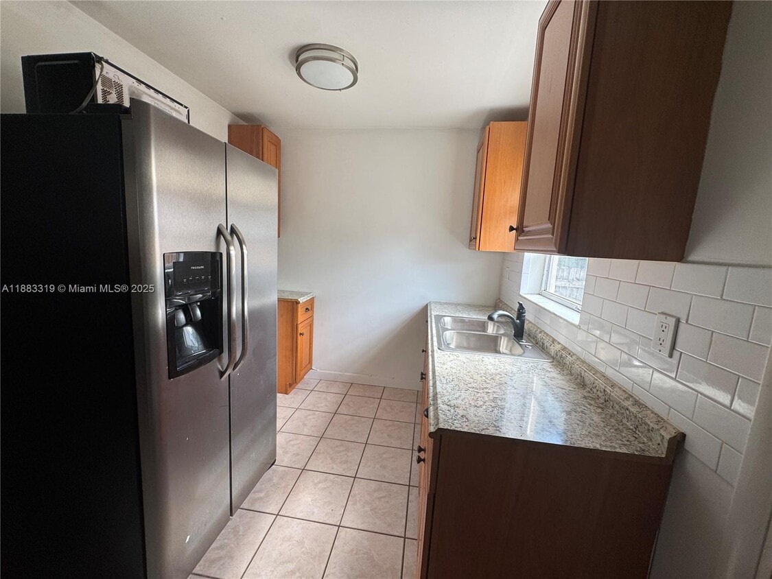 Foto principal - 2318 Cleveland St