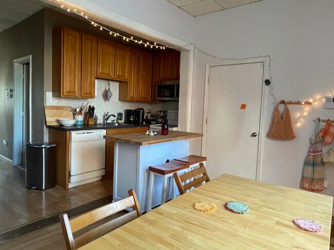 Foto del edificio - 267 Highland Ave