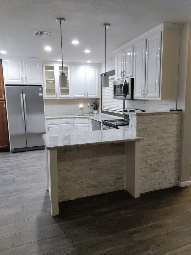 Foto del edificio - 5230 E Brown Rd