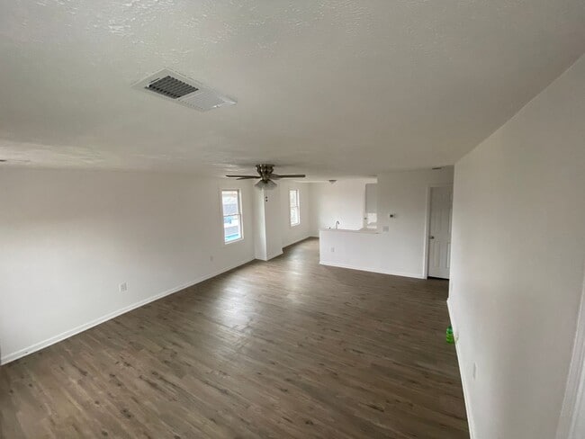 Building Photo - 1224-1226 Argonne Dr