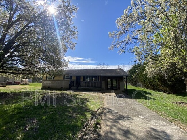Photo - 168 Reynolds Dr House