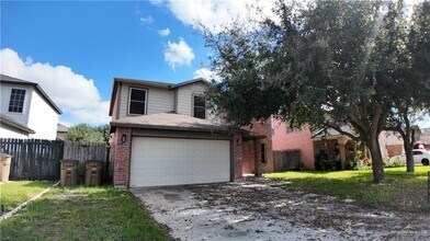 Building Photo - 15 Monette St