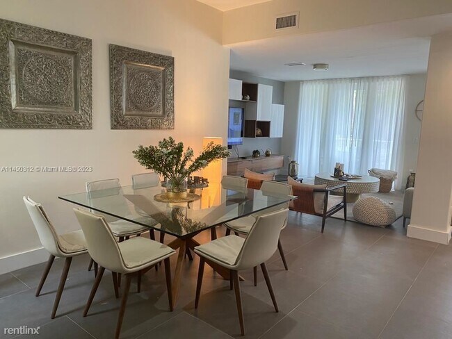 Foto del edificio - 4 br, 3.5 bath House - 3168 NE 211th St