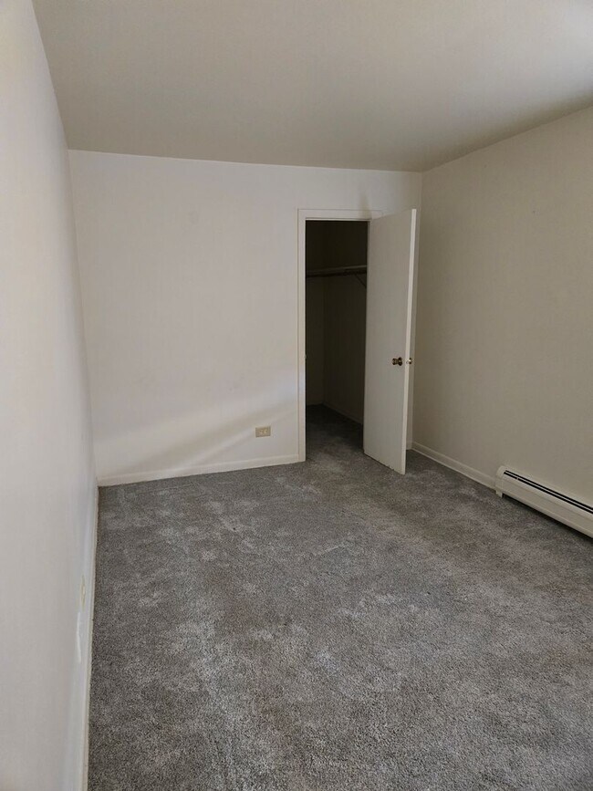 Foto del edificio - 10364 Michael Todd Terrace