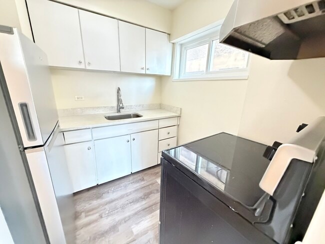 Foto del edificio - 1400 Chicago Ave