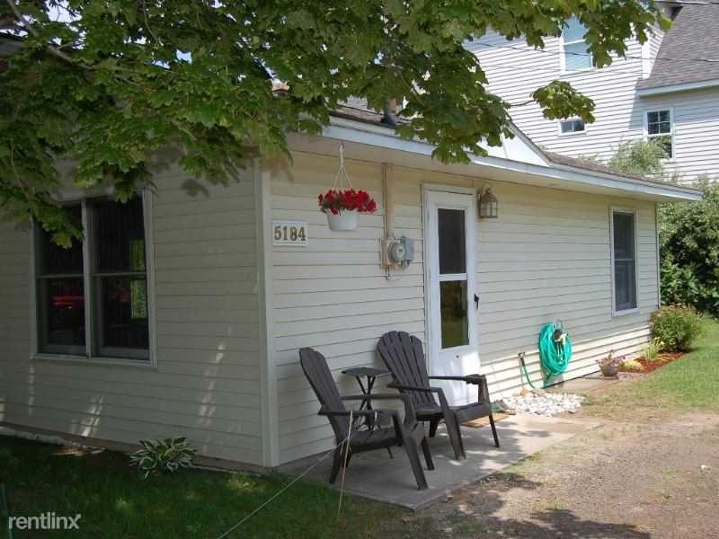 Primary Photo - 2 br, 1 bath House - 5184 Silver Shores Lane
