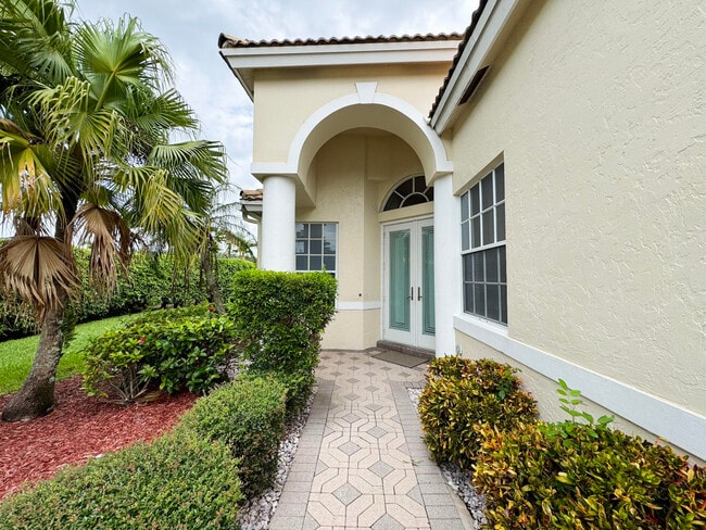 Foto del edificio - 9091 Long Lake Palm Dr