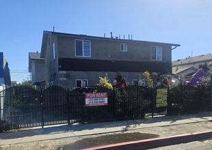 Building Photo - 10960 Avalon Blvd