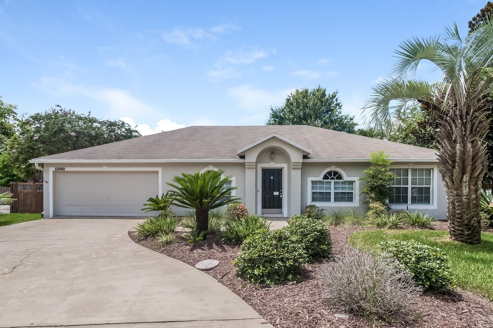 Foto principal - 12202 Glenn Hollow Dr