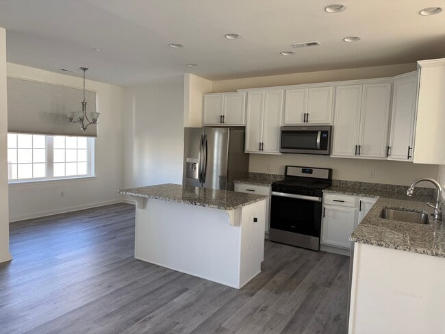 Building Photo - Darley Green townhome - 3 bedroom, 2.5 bathroom with 1 car garage - NEW CASTLE COUNTY WORKFORCE H...