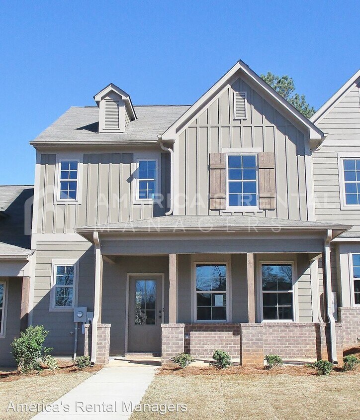 3 br, 2.5 bath House 550 The Heights Lane House Rental in Calera