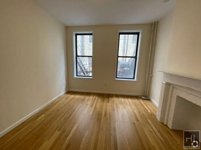 Building Photo - THIRD AVENUE