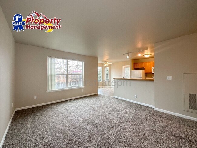 Foto del edificio - 10117 W Garverdale Ln