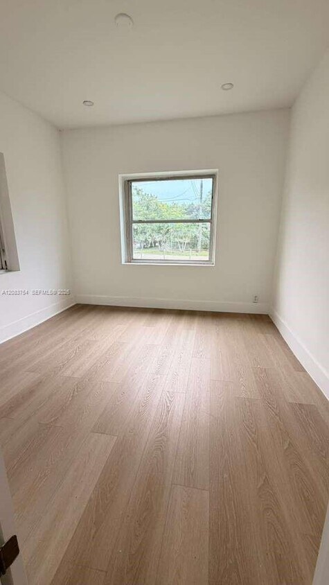Building Photo - 3090 NW 33rd St