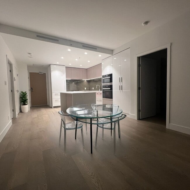 Building Photo - 1632 Lions Gate Ln