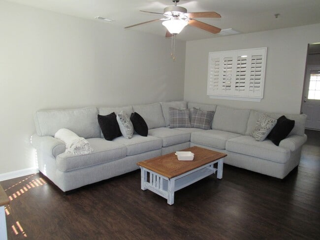 Building Photo - Welcome to Greenford Place!