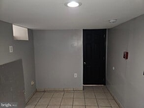 Building Photo - 3008 N 7th St