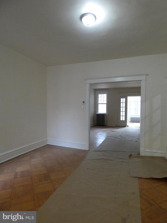 Foto del edificio - 4535 Larchwood Ave