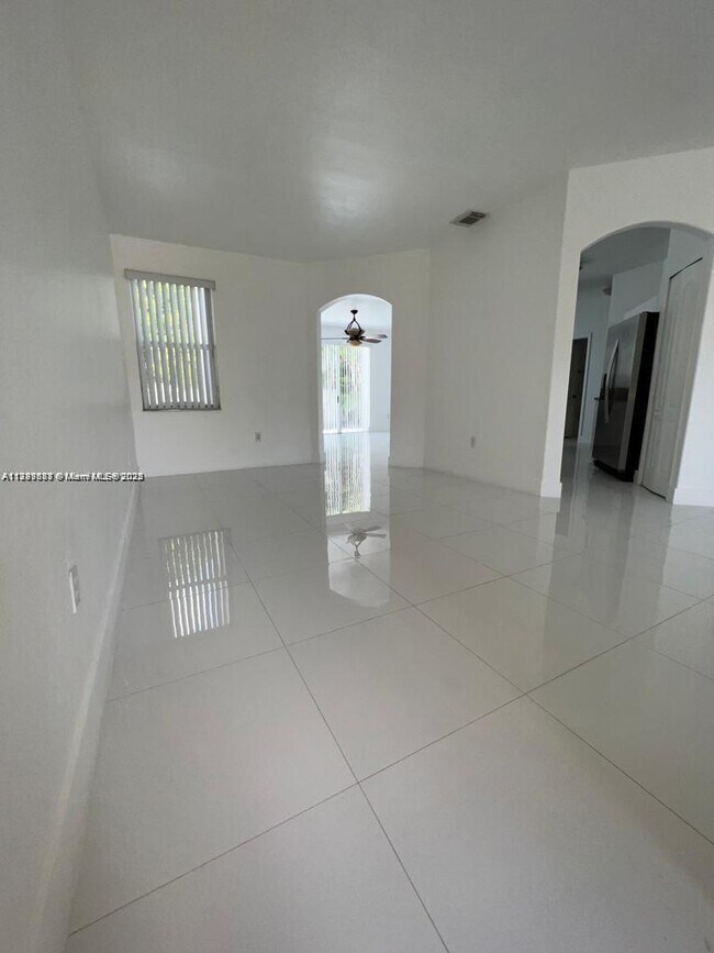 Foto del edificio - 11300 NW 74th Terrace