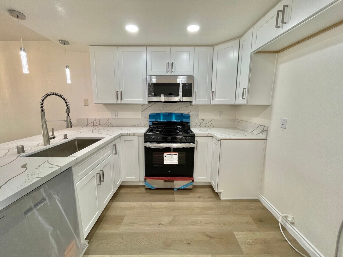 Foto principal - 936 Fairway Ave