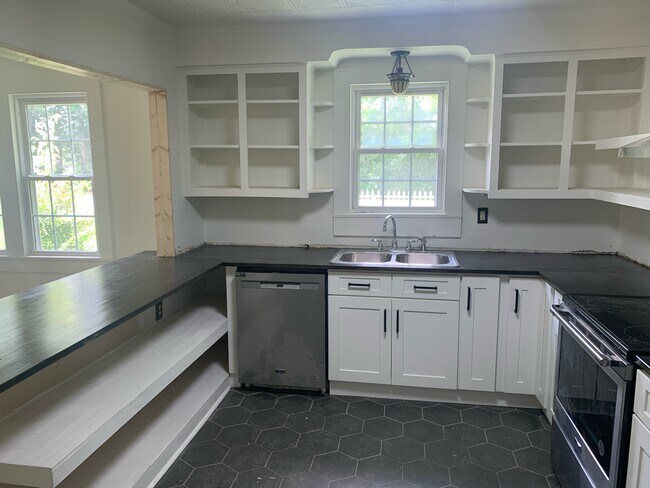 Foto del edificio - 3232 Fairmont Blvd