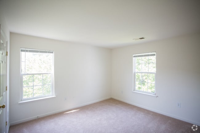 Interior Photo - Shenandoah Commons