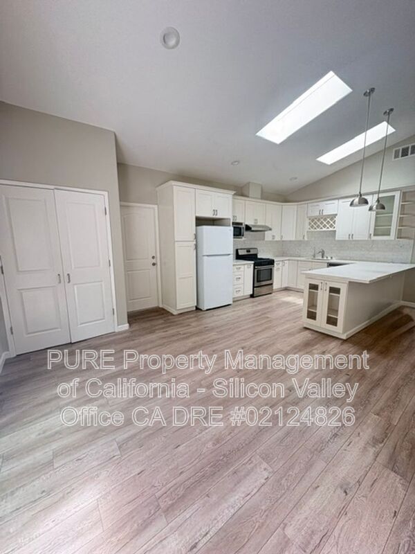 Foto del edificio - 40469 Shaw Ct