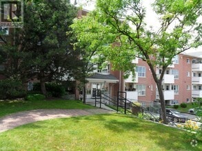 Building Photo - 120-B120 Bell Farm Rd