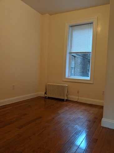 Foto del edificio - 233 Weequahic Ave