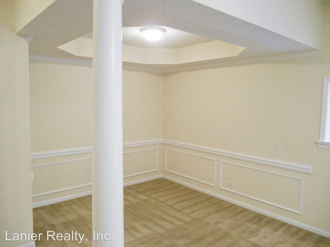 Building Photo - 132 Wimbledon Dr