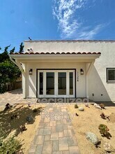 Building Photo - 1135 Scofield Dr