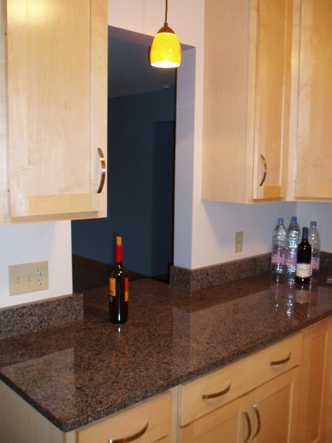 Building Photo - 4951-4955-4961 N Santa Monica Blvd