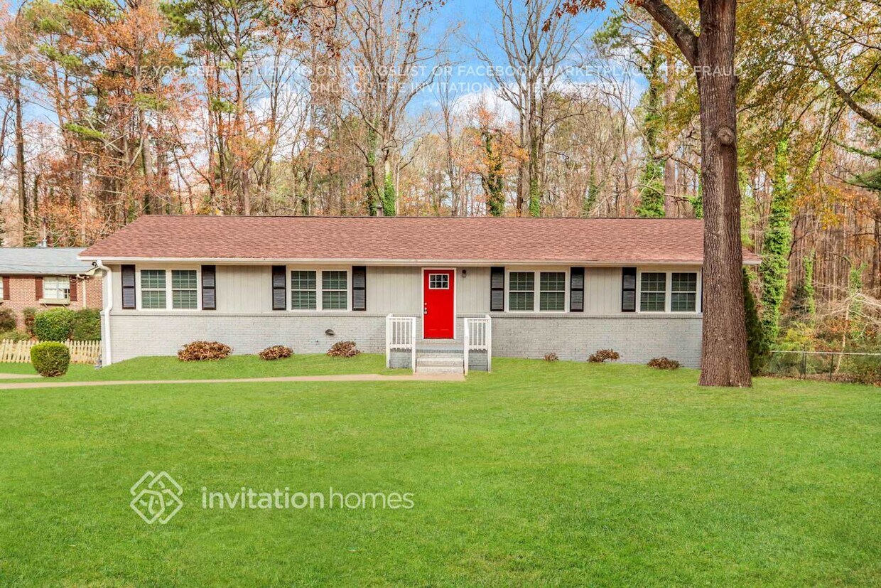 Foto principal - 3782 Lake Dr SE