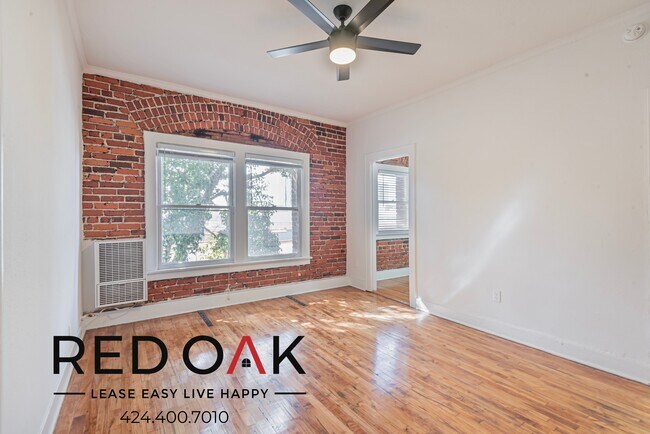 Building Photo - 523 S Westmoreland Ave