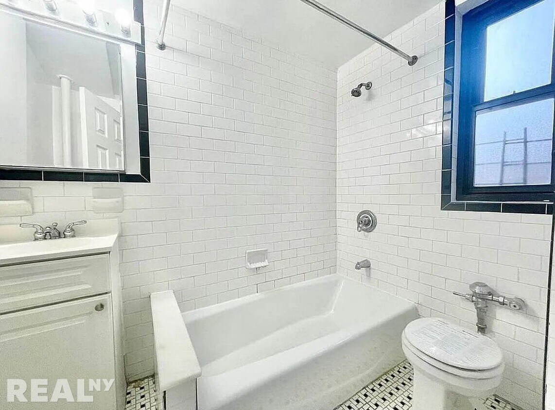 Foto del edificio - 930 Grand Concourse