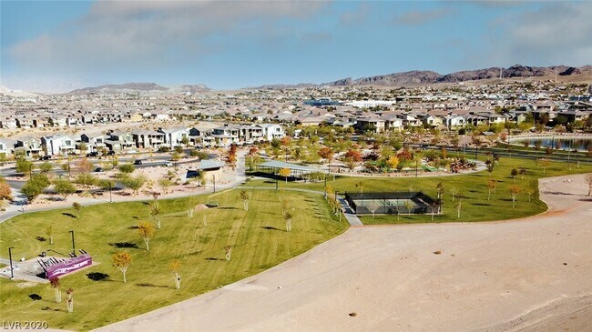Pool/Park/Fitness/Lake - 88 Alla Breve Ave
