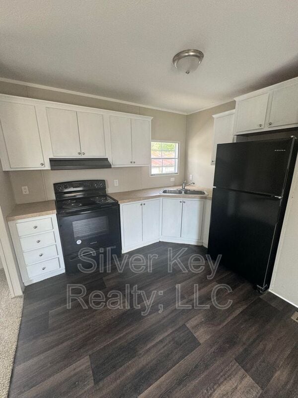 Building Photo - 3000 US-11