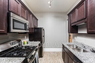 Building Photo - 909 Massachusetts Ave