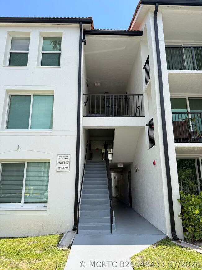 Foto del edificio - 317 Villa Cir